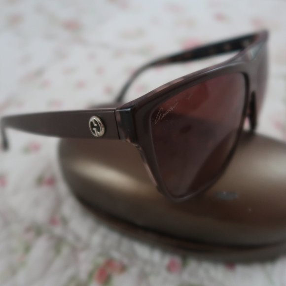 Authentic Gucci Tortoise Oversized Sunglasses GG3540/S - www  display picture 2